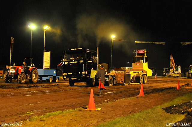 20-07-2012 193-border Truckpull demo Lunteren 20-07-2012