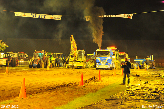 20-07-2012 259-border Truckpull demo Lunteren 20-07-2012