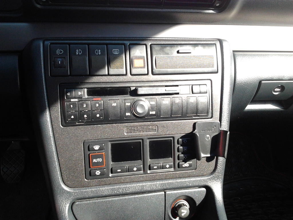 2012-04-28 09.14.38 - 