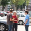 R.Th.B.Vriezen 2012 08 04 6064 - PvdA Arnhem Canvassen en rozen uitdelen Presikhaaf-oost zaterdag 4 augustus 2012