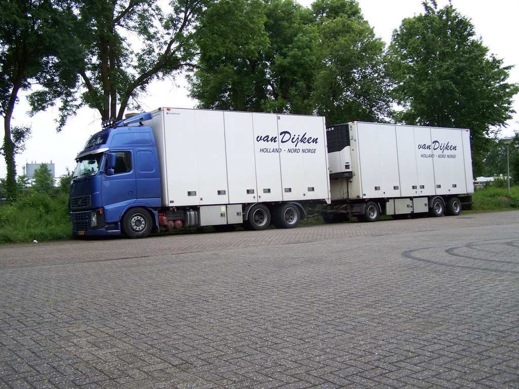 trucks 008 - 