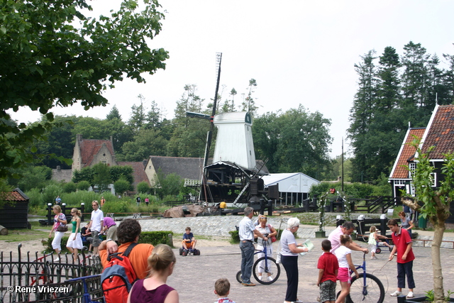 Â© RenÃ© Vriezen 2008-07-05 #0056 COC-MG Kader Uitje Openluchtmuseum & BBQ za 05-07-2008