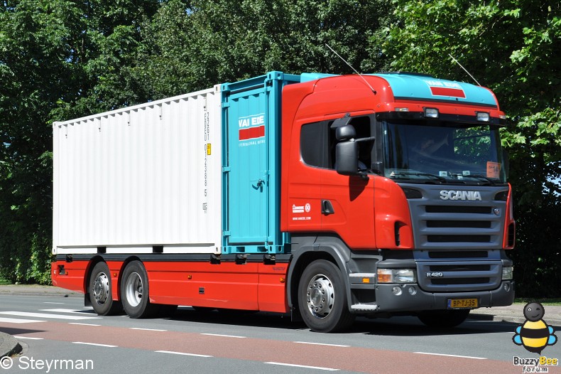 DSC 5780-border - KatwijkBinse Truckrun 2012
