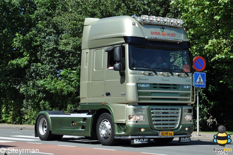 DSC 5781-border - KatwijkBinse Truckrun 2012