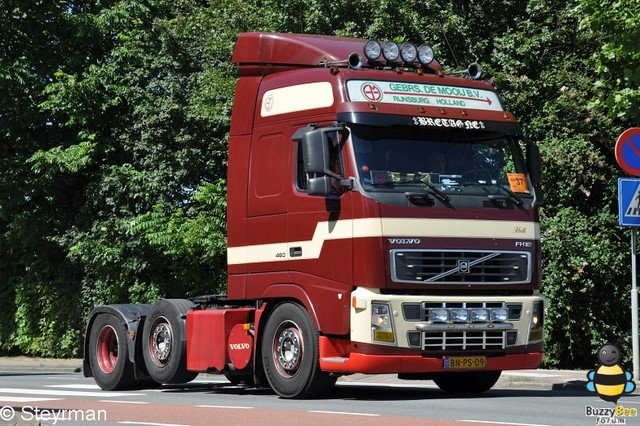 DSC 5802-border KatwijkBinse Truckrun 2012