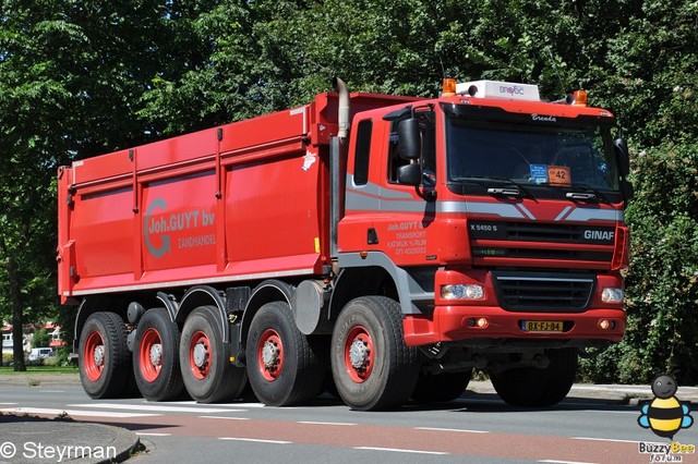 DSC 5807-border KatwijkBinse Truckrun 2012