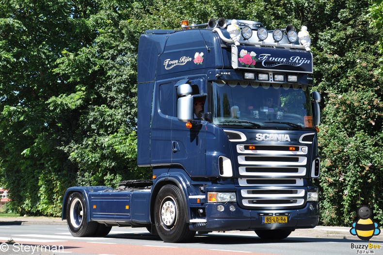 DSC 5828-border - KatwijkBinse Truckrun 2012