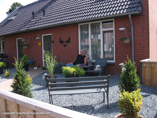 Tuin voor 12-08-12 1 In de tuin 2011