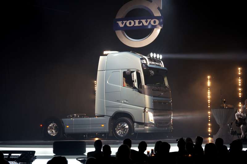 02 nowe-volvo-FH - 