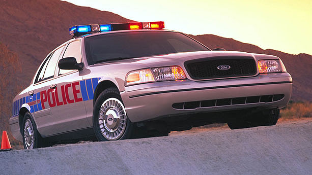 09 ford crown victoria police interceptor 00100 - 